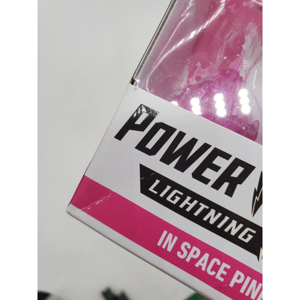 Power Rangers Lighting Collection - In Space Pink Ranger - Picture 6 of 7